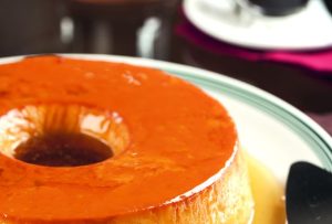 Clássico e delicioso: como surpreender com o Pudim de Leite Condensado