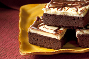 Brownie na Air Fryer com Cobertura Branca