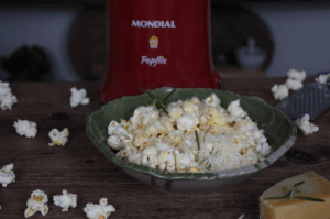 Pipoca com Parmesão